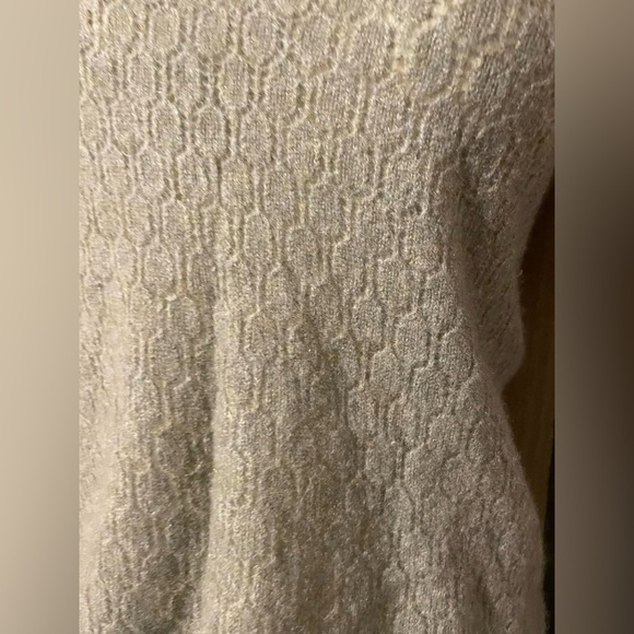 Chic Olive Women's Turtleneck Sweater - Picture 2 of 3